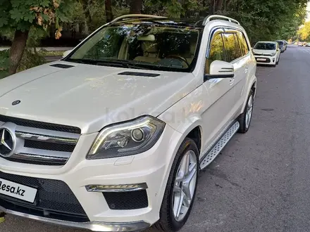 Mercedes-Benz GL 500 2012 года за 15 000 000 тг. в Алматы