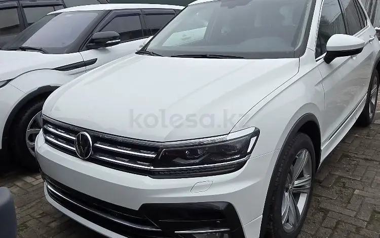 Volkswagen Tiguan 2018 года за 20 500 000 тг. в Алматы
