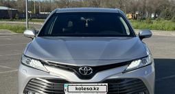 Toyota Camry 2018 года за 14 200 000 тг. в Талдыкорган