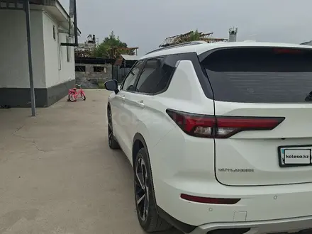 Mitsubishi Outlander 2023 года за 14 000 000 тг. в Алматы – фото 6