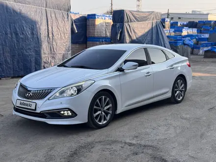Hyundai Grandeur 2015 года за 8 200 000 тг. в Алматы – фото 6