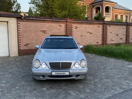 Mercedes-Benz E 500 2001 года за 6 600 000 тг. в Шымкент – фото 5