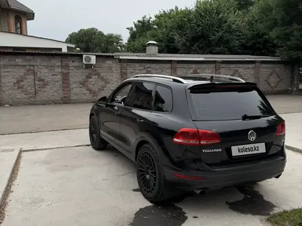 Volkswagen Touareg 2010 года за 12 500 000 тг. в Алматы – фото 5