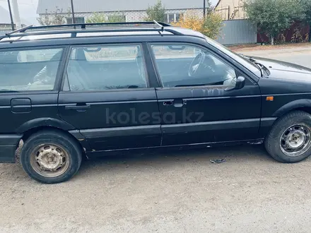 Volkswagen Passat 1993 года за 700 000 тг. в Уральск – фото 2