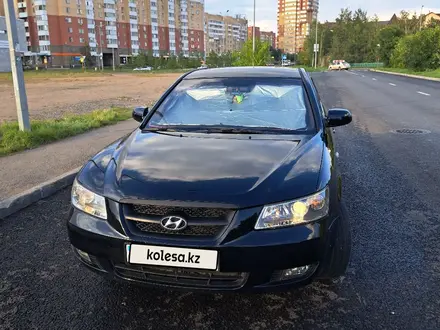 Hyundai Sonata 2005 года за 3 500 000 тг. в Астана – фото 3