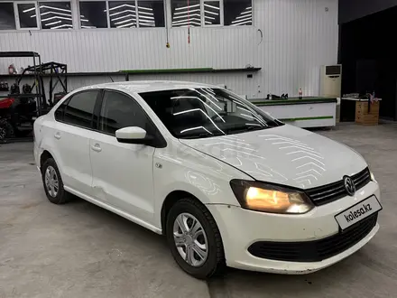 Volkswagen Polo 2015 года за 2 700 000 тг. в Алматы – фото 3