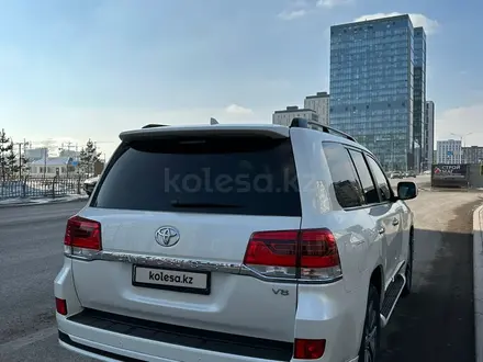 Toyota Land Cruiser 2018 года за 41 000 000 тг. в Астана – фото 3