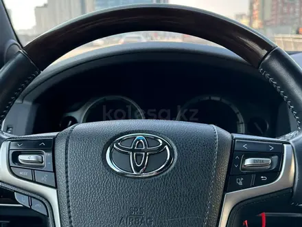 Toyota Land Cruiser 2018 года за 41 000 000 тг. в Астана – фото 12