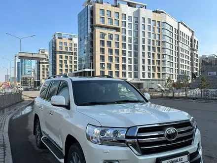 Toyota Land Cruiser 2018 года за 41 000 000 тг. в Астана – фото 4