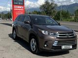 Toyota Highlander 2018 годаүшін17 999 999 тг. в Алматы