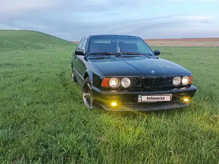 BMW 530 1990 года за 1 550 000 тг. в Шымкент – фото 4