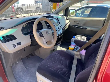 Toyota Sienna 2011 года за 10 000 000 тг. в Актау – фото 16