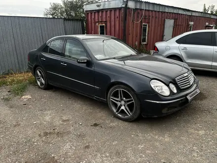 Mercedes-Benz E 320 2005 года за 4 300 000 тг. в Караганда – фото 3