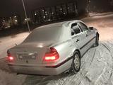 Mercedes-Benz C 180 1994 года за 950 000 тг. в Караганда – фото 4