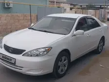 Toyota Camry, 2004