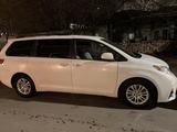 Toyota Sienna 2016 годаүшін14 000 000 тг. в Уральск – фото 2
