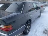 Mercedes-Benz E 260 1990 года за 850 000 тг. в Караганда – фото 3