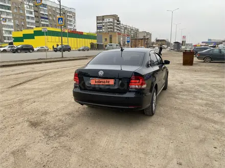 Volkswagen Polo 2018 года за 6 500 000 тг. в Уральск – фото 3