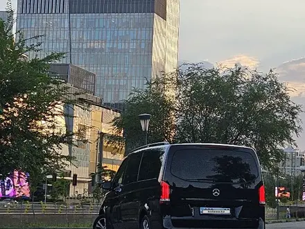 Mercedes-Benz Vito 2017 года за 23 000 000 тг. в Алматы – фото 2