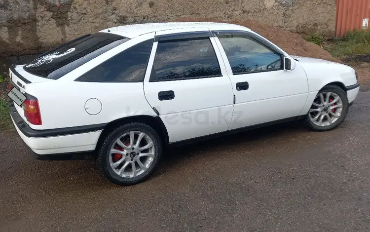 Opel Vectra 1994 годаүшін1 800 000 тг. в Осакаровка