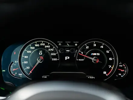 BMW M5 2018 года за 30 000 000 тг. в Алматы – фото 18