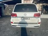 Toyota Land Cruiser 2016 года за 27 400 000 тг. в Шымкент – фото 2