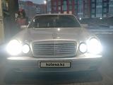 Mercedes-Benz E 200 1998 года за 2 750 000 тг. в Павлодар
