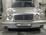 Mercedes-Benz E 200 1998 года за 2 750 000 тг. в Павлодар – фото 4