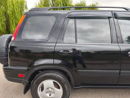 Honda CR-V 1997 года за 3 200 000 тг. в Алматы – фото 20