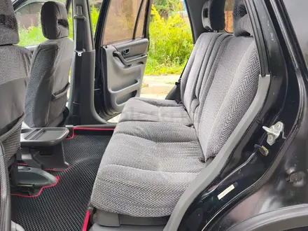 Honda CR-V 1997 года за 3 200 000 тг. в Алматы – фото 33