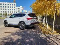 Hyundai Santa Fe 2023 годаfor20 500 000 тг. в Астана