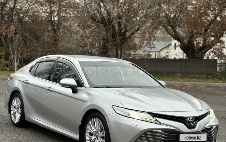 Toyota Camry 2019 годаүшін13 200 000 тг. в Шымкент