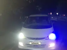 Toyota Estima, 2002