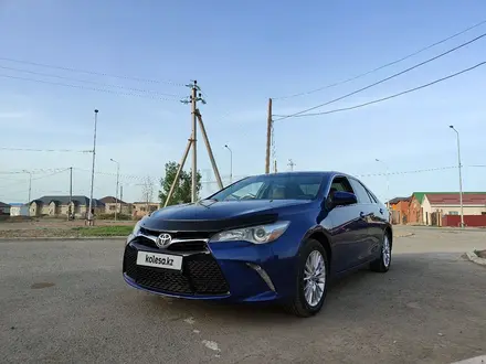 Toyota Camry 2015 года за 9 700 000 тг. в Атырау – фото 3