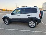 Chevrolet Niva 2015 года за 3 000 000 тг. в Актобе – фото 3