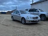 Mercedes-Benz C 230 2005 года за 2 300 000 тг. в Актау – фото 2