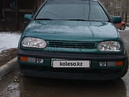 Volkswagen Golf 1994 года за 1 400 000 тг. в Уральск