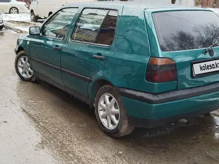 Volkswagen Golf 1994 года за 1 400 000 тг. в Уральск – фото 3