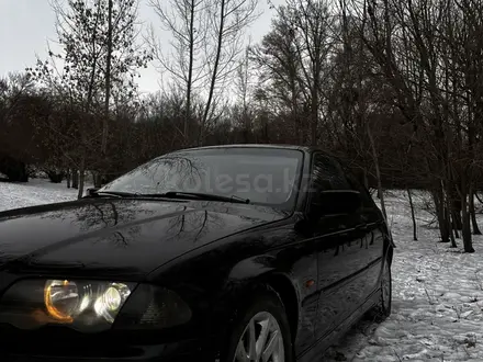 BMW 318 1999 года за 3 000 000 тг. в Семей – фото 3