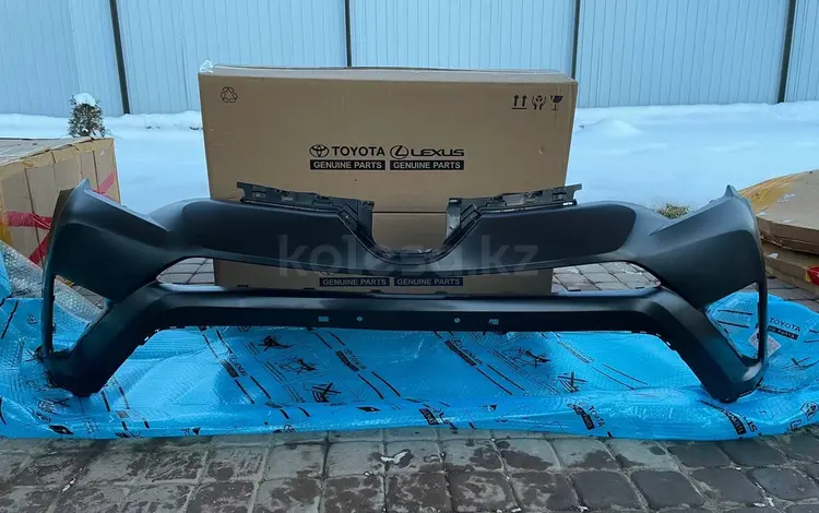 Передний бампер на Toyota RAV4 (2013 2019) за 45 000 тг. в Алматы