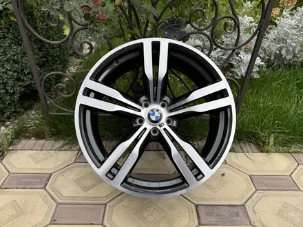 Оригинальные диски R20 для BMW 5, 6, 7 серии, BMW I5, BMW I7 БМВ за 800 000 тг. в Алматы