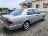 Mercedes-Benz E 320 1998 года за 2 900 000 тг. в Кызылорда – фото 3