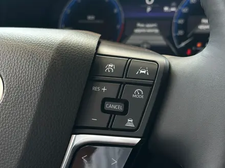Toyota Camry Luxe 2026 года за 23 190 000 тг. в Алматы – фото 21