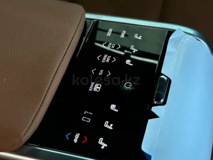 Toyota Camry Luxe 2026 года за 23 190 000 тг. в Алматы – фото 7