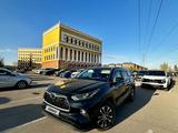 Toyota Highlander 2023 года за 21 450 000 тг. в Астана