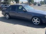Mercedes-Benz E 280 1995 года за 2 500 000 тг. в Тараз – фото 3