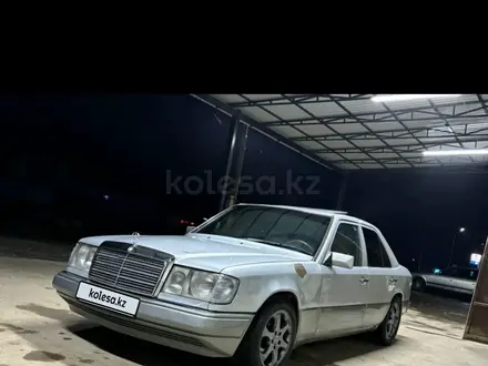 Mercedes-Benz E 260 1990 года за 1 200 000 тг. в Шымкент – фото 4