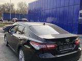 Toyota Camry 2021 годаfor11 500 000 тг. в Шымкент – фото 4