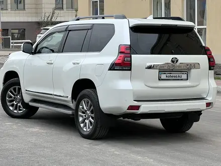 Toyota Land Cruiser Prado 2018 года за 27 000 000 тг. в Алматы – фото 19