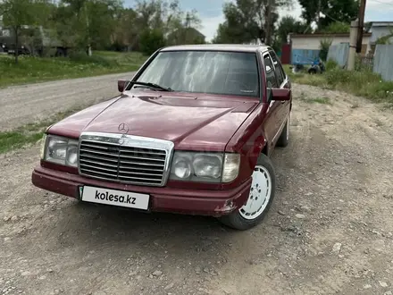 Mercedes-Benz E 230 1989 года за 1 000 000 тг. в Урджар